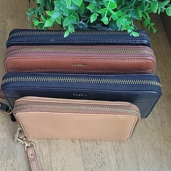 Fossil and Kate Spade Wallet Bundle - Picture 16 of 16